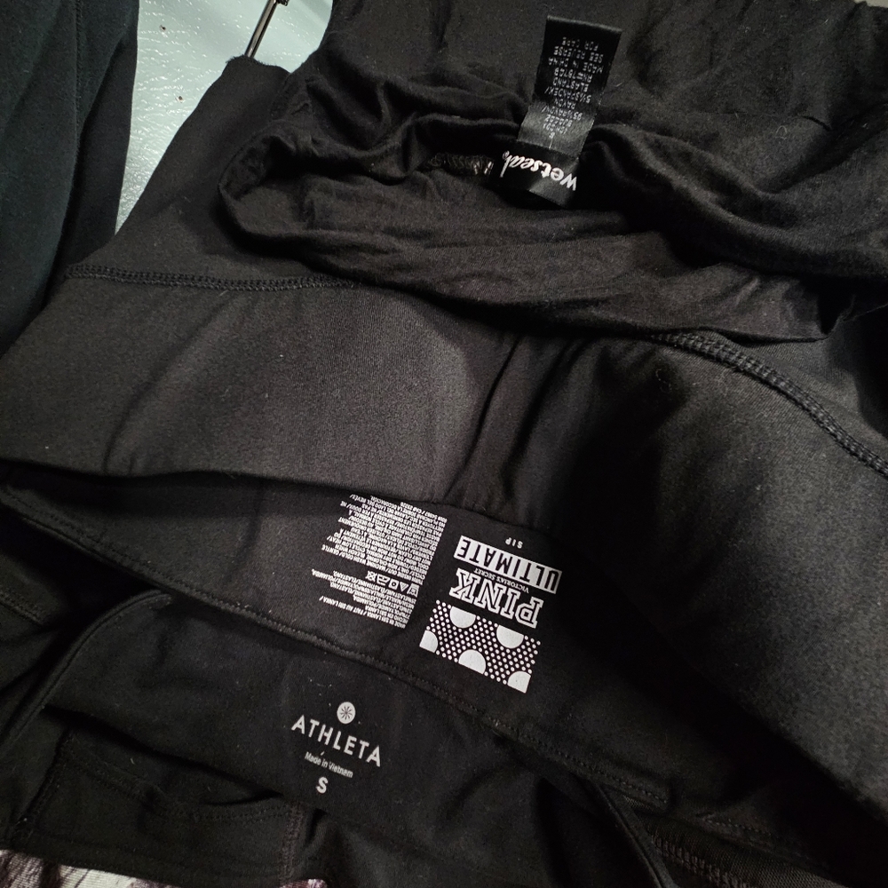 20PC Clothing BUNDLE size SMALL.